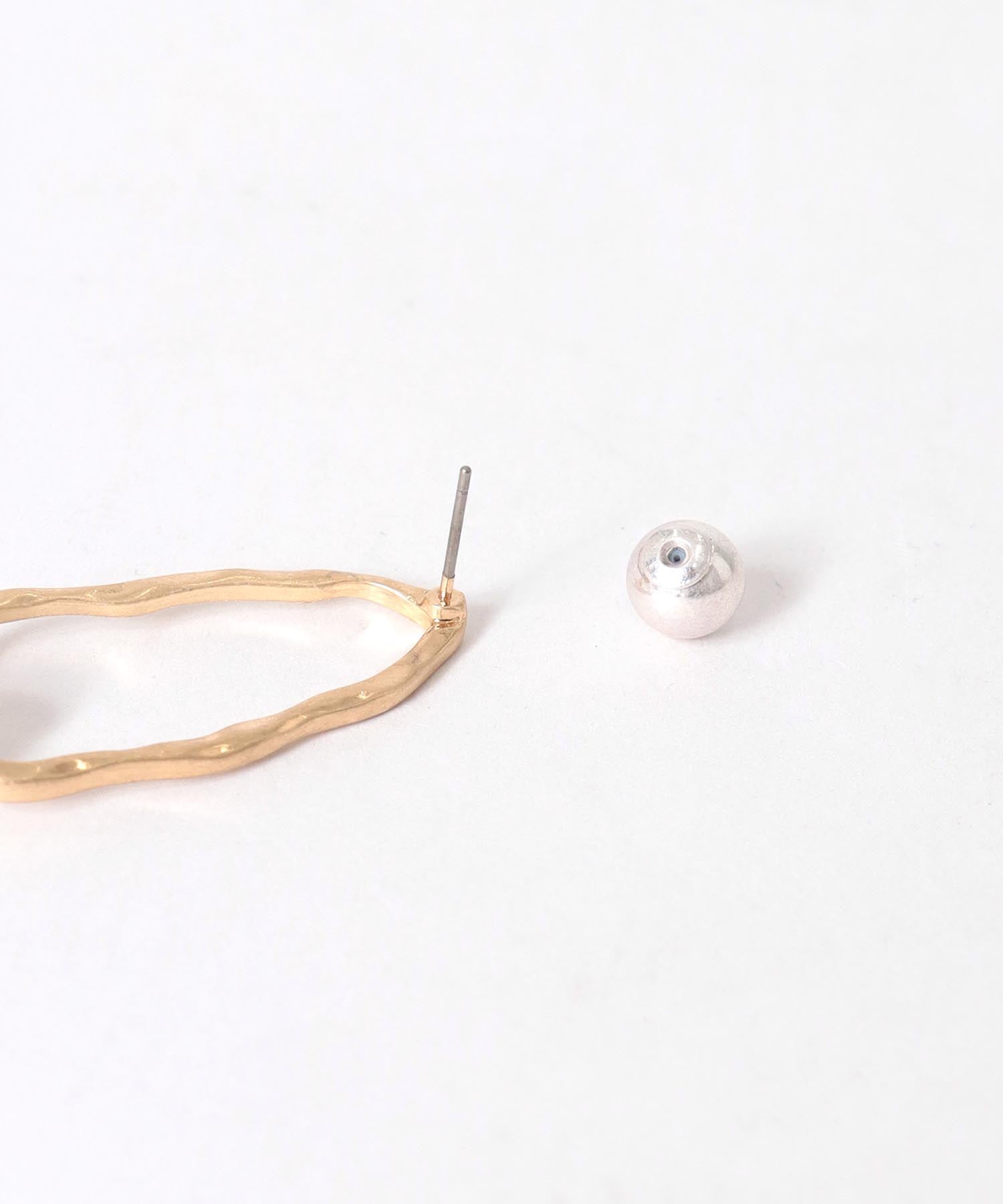 【LIMITED NUMBER 】コンビメッキオーバルピアス